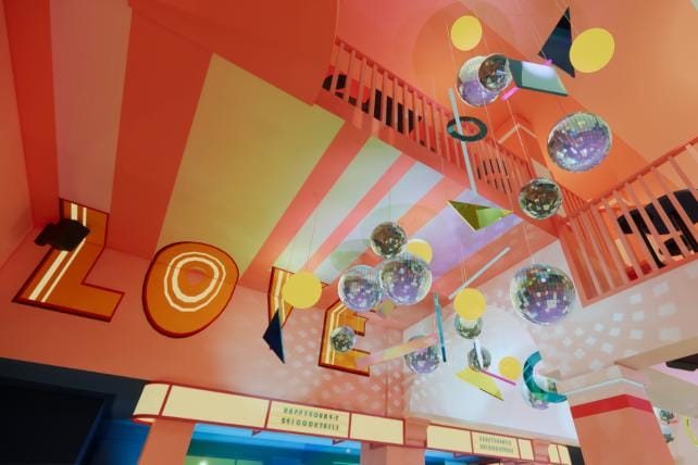Colour & Light Venue — image 2